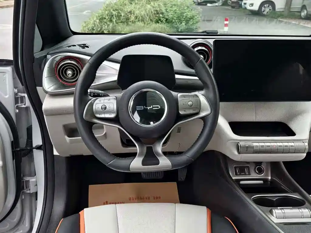 BYD Dolphin — миниатюра 10
