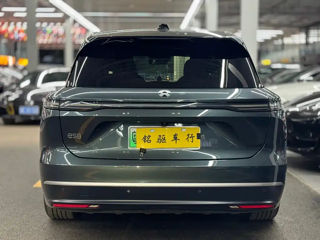 NIO ES8 — миниатюра 5