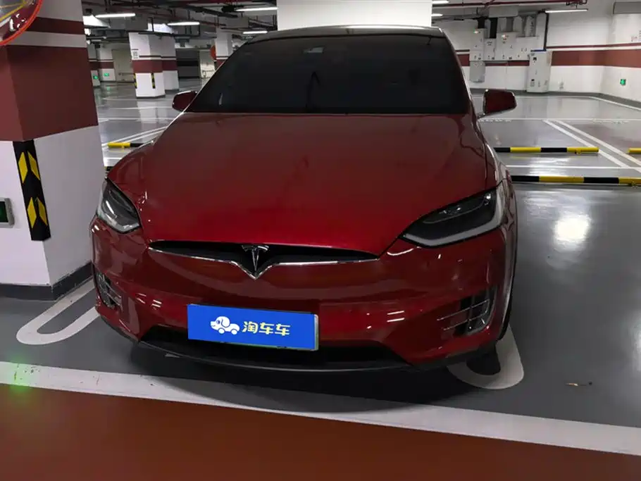 TESLA MODEL X