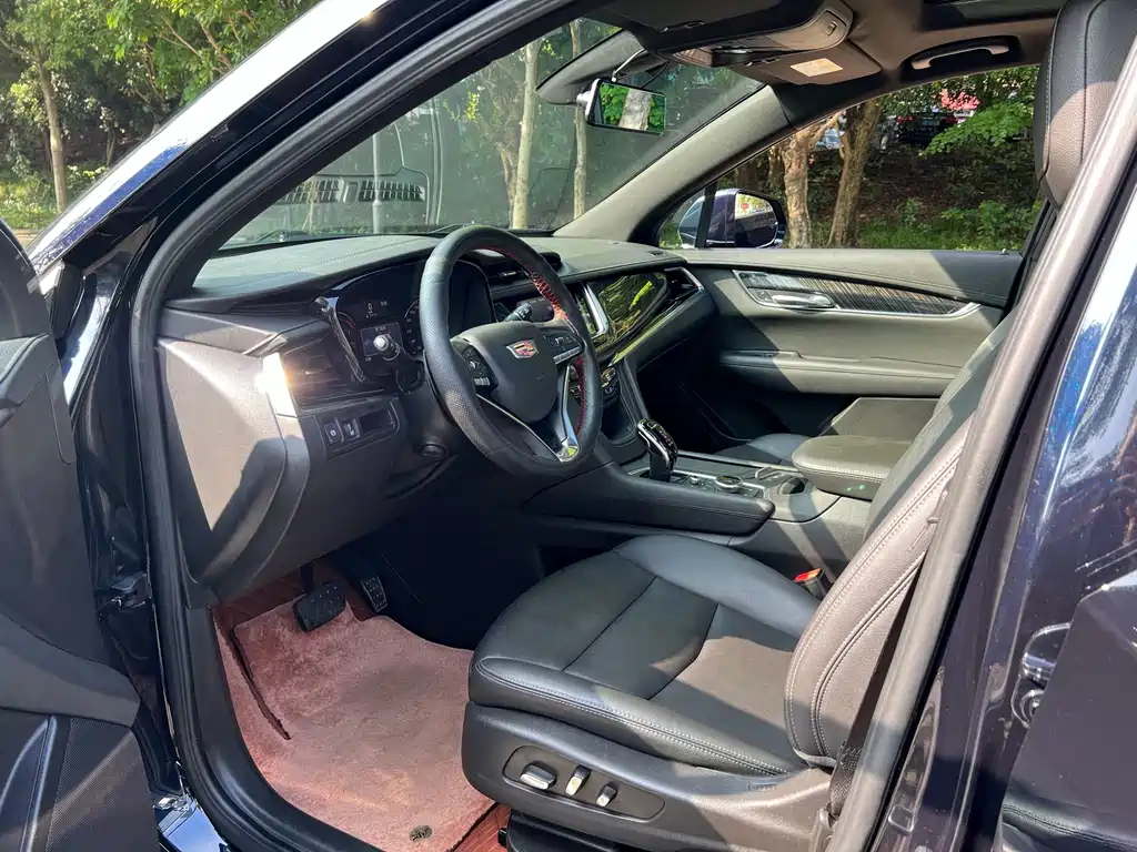 Cadillac XT6 — миниатюра 20