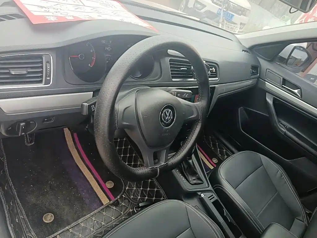 Volkswagen Lavida — миниатюра 11