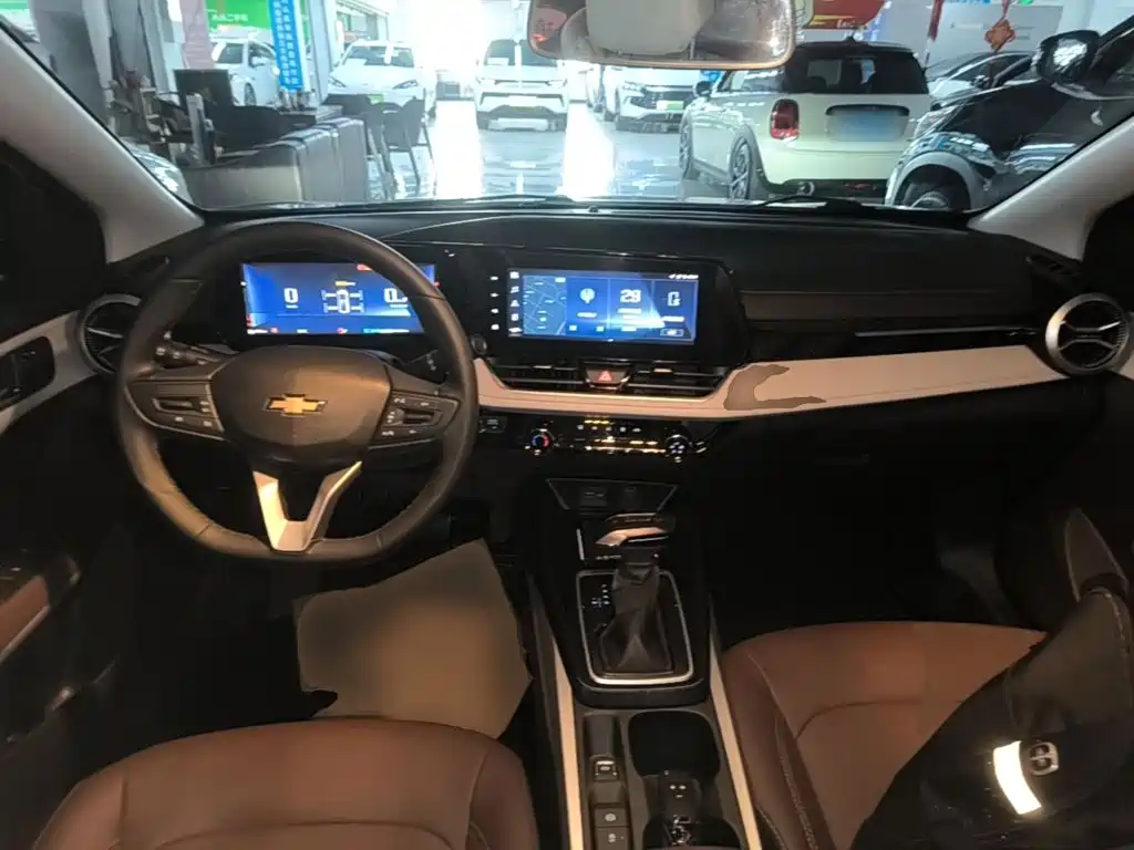 Chevrolet Monza — миниатюра 10