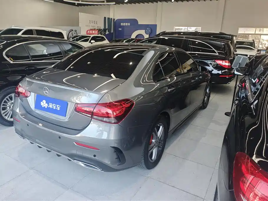 MERCEDES-BENZ A CLASS