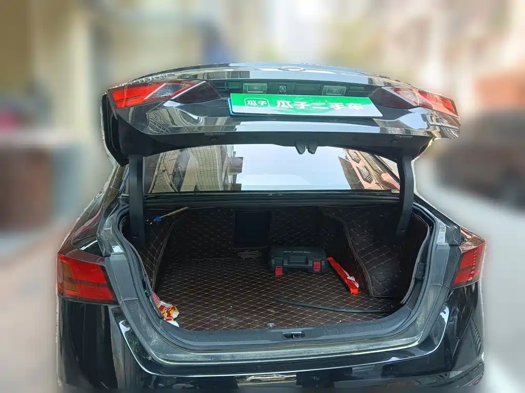 Nissan Teana — миниатюра 20