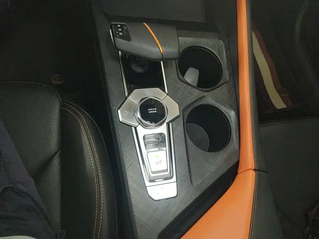 Changan UNI-V iDD — миниатюра 14