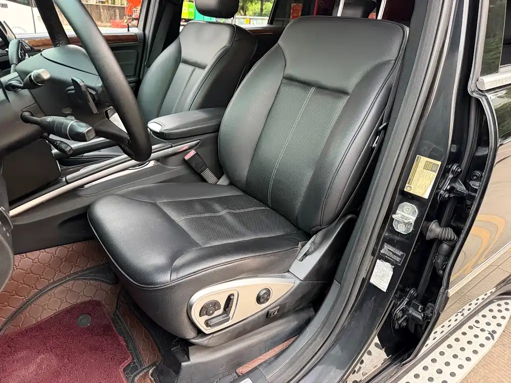 Mercedes-Benz GL-Class — миниатюра 4