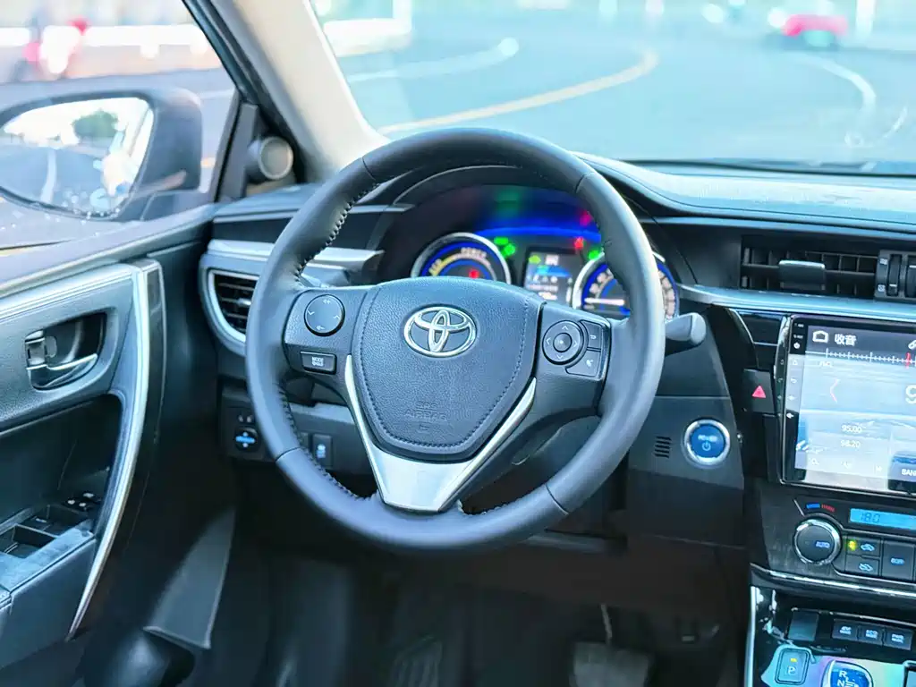 Toyota Corolla — миниатюра 11