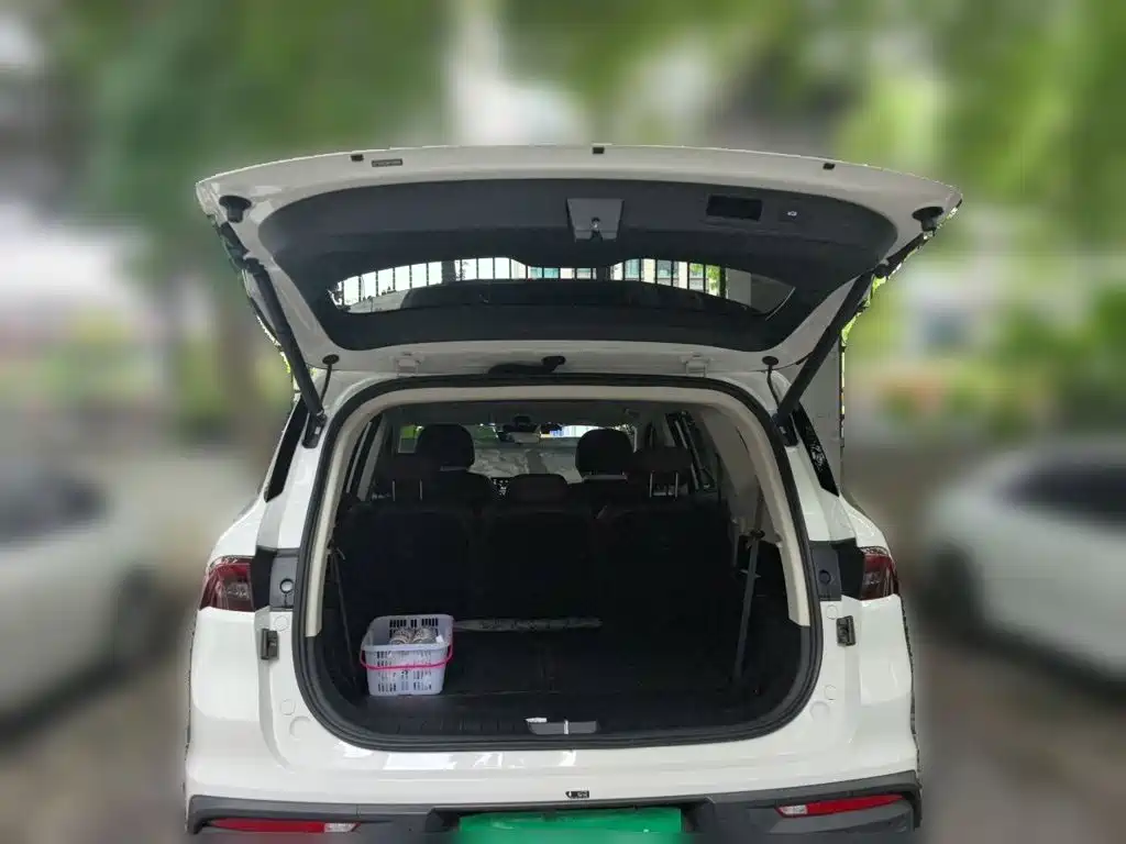 Geely Haoyue — миниатюра 10