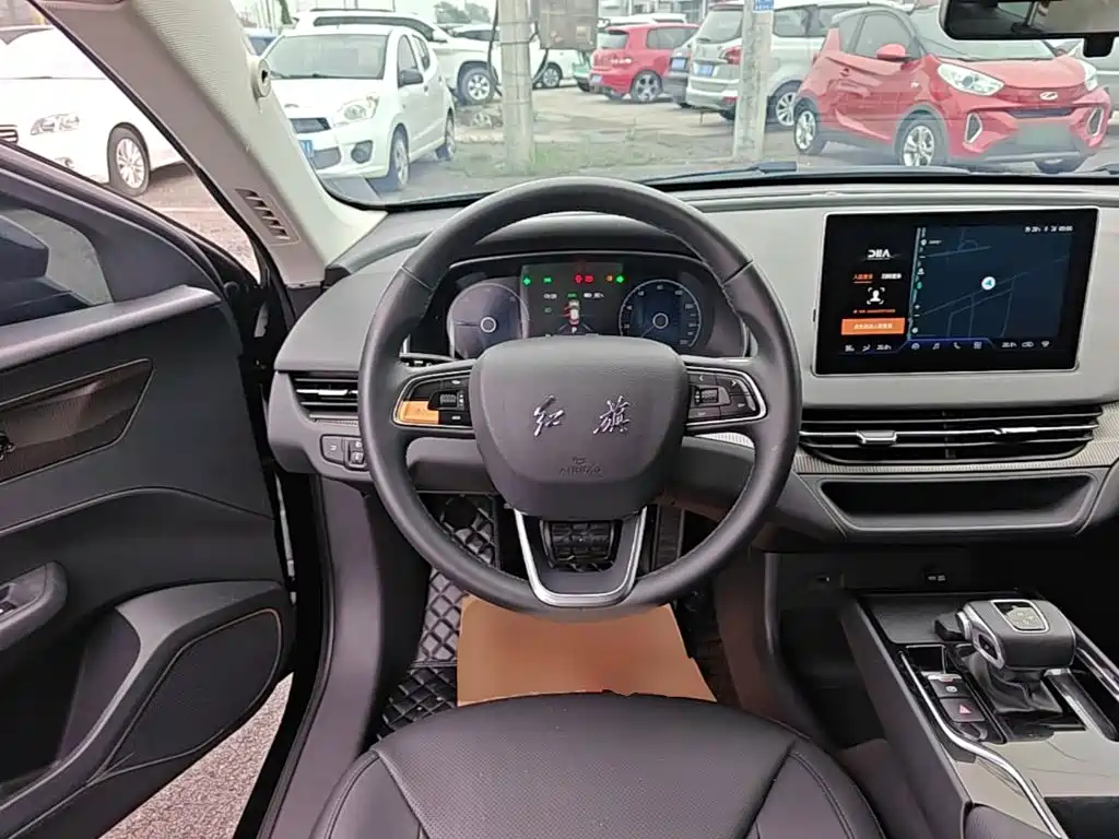 Hongqi Hongqi E-QM5 — миниатюра 11