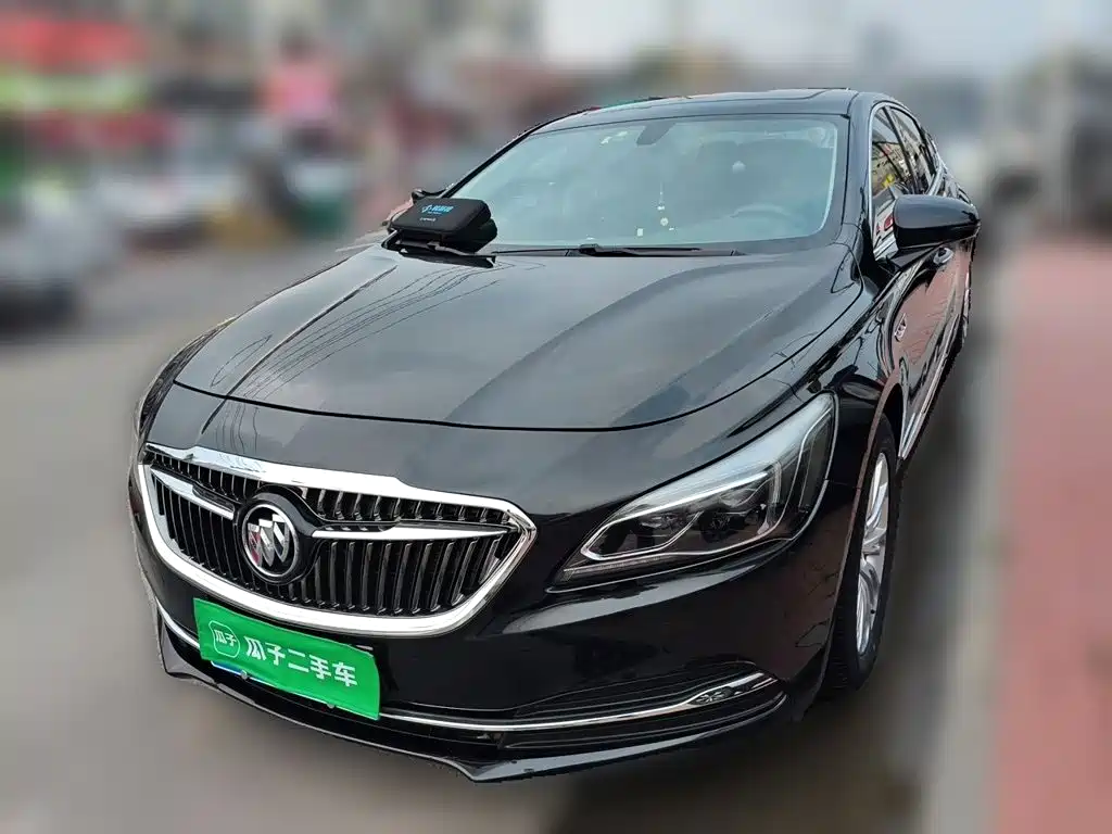 Buick LaCrosse — миниатюра 2
