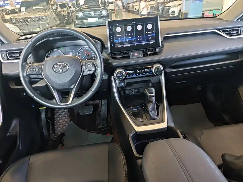Toyota Wildlander — миниатюра 10