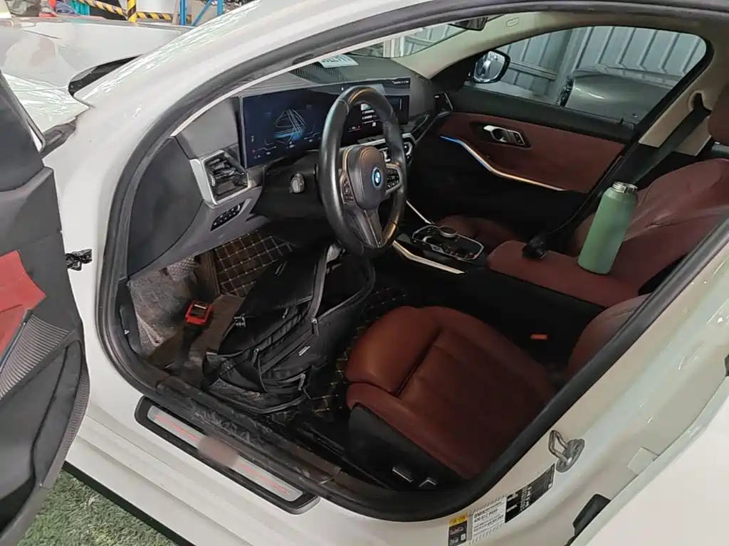BMW i3 — миниатюра 15