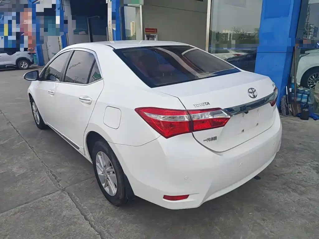 Toyota Corolla — миниатюра 5