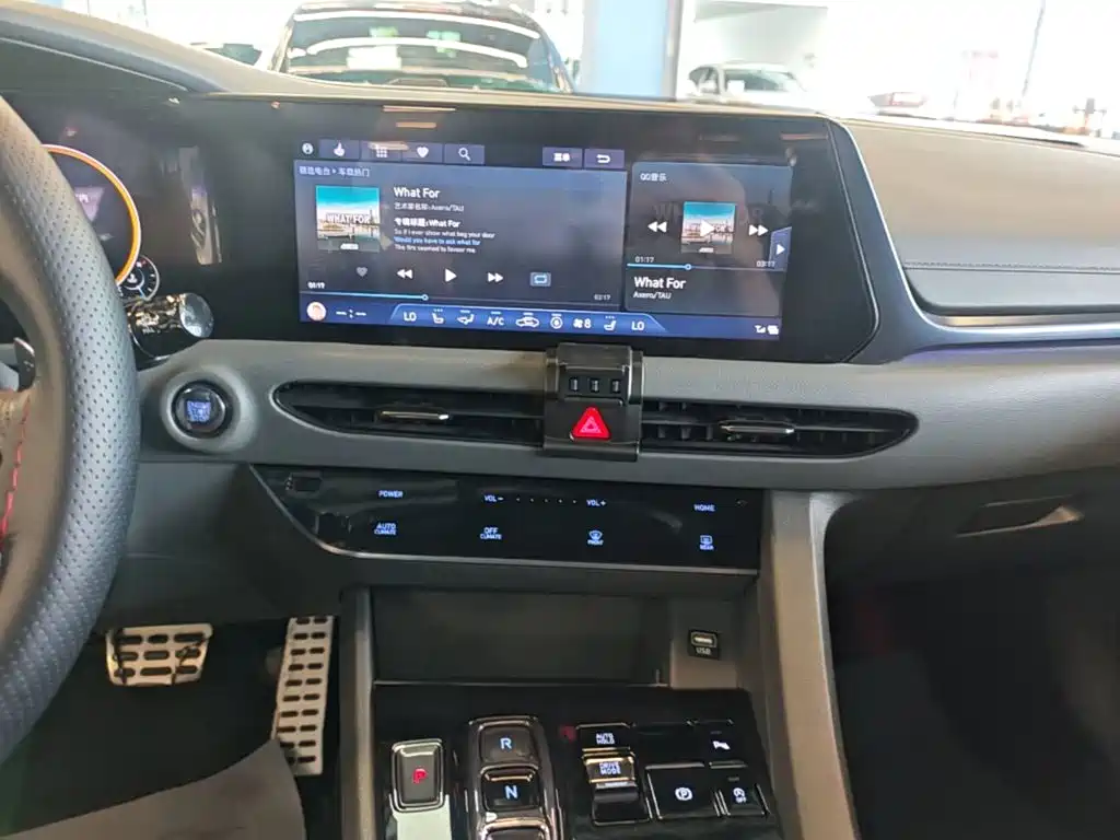 Hyundai Sonata — миниатюра 13