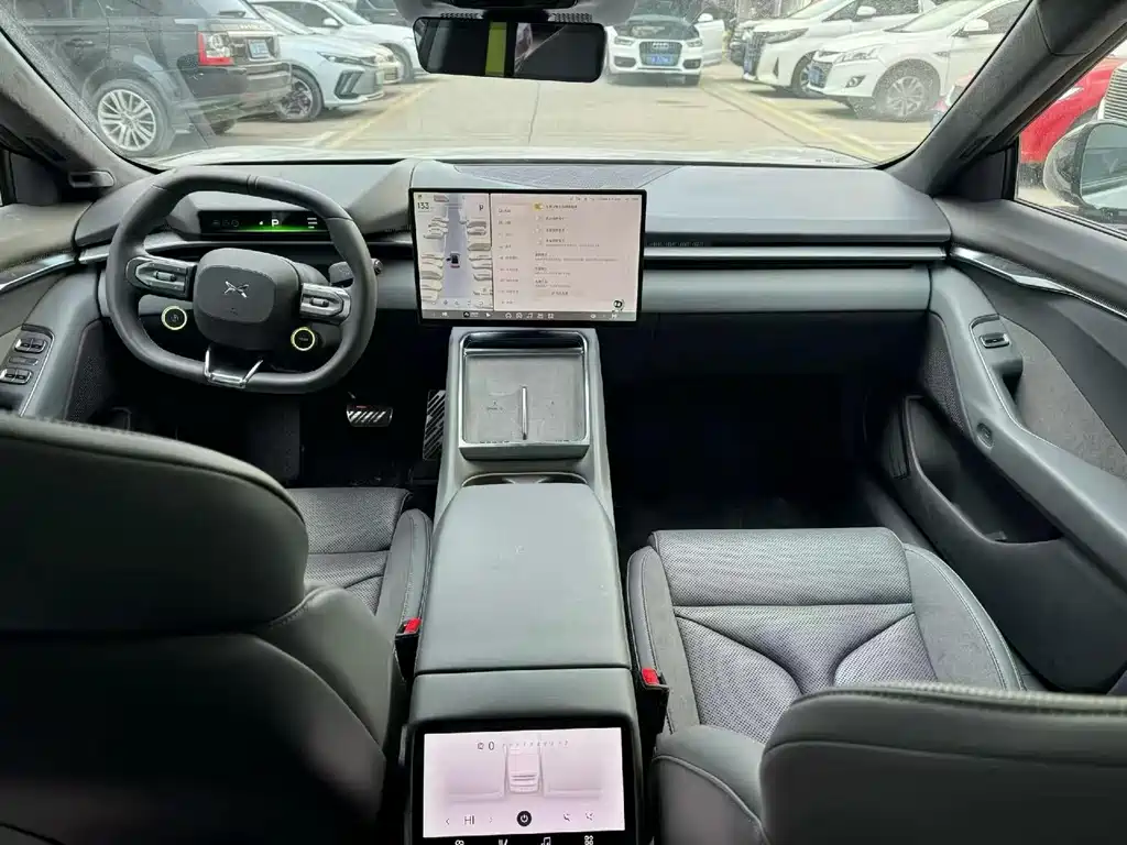 XPeng P7 — миниатюра 5