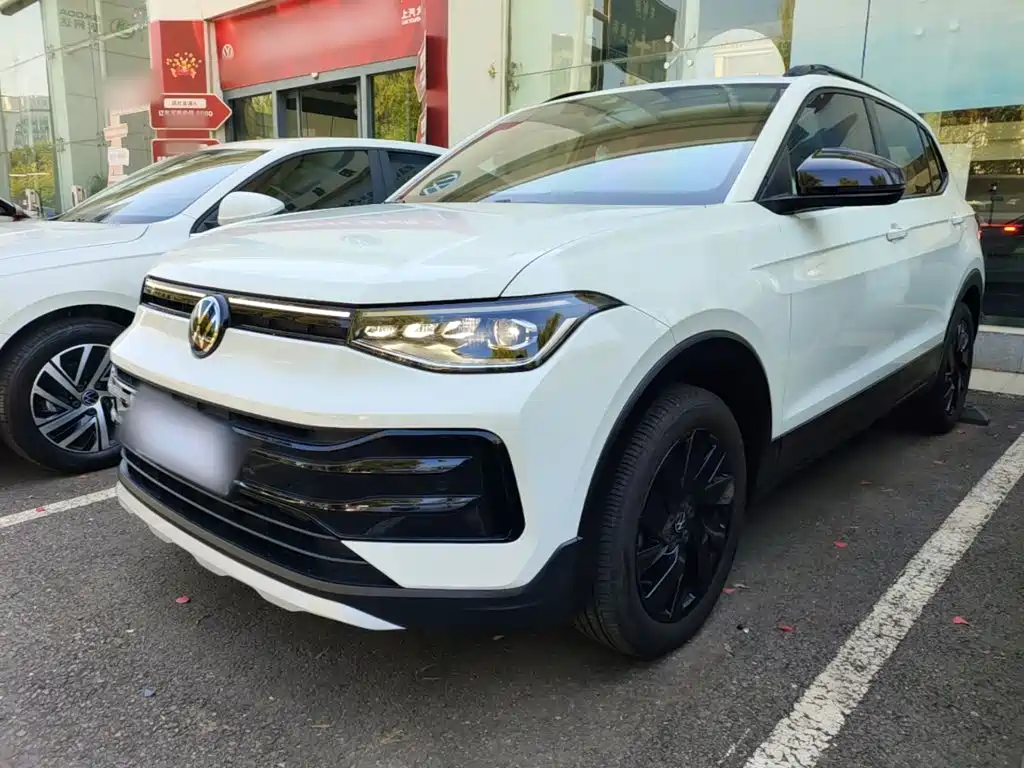 Volkswagen Tharu — миниатюра 2