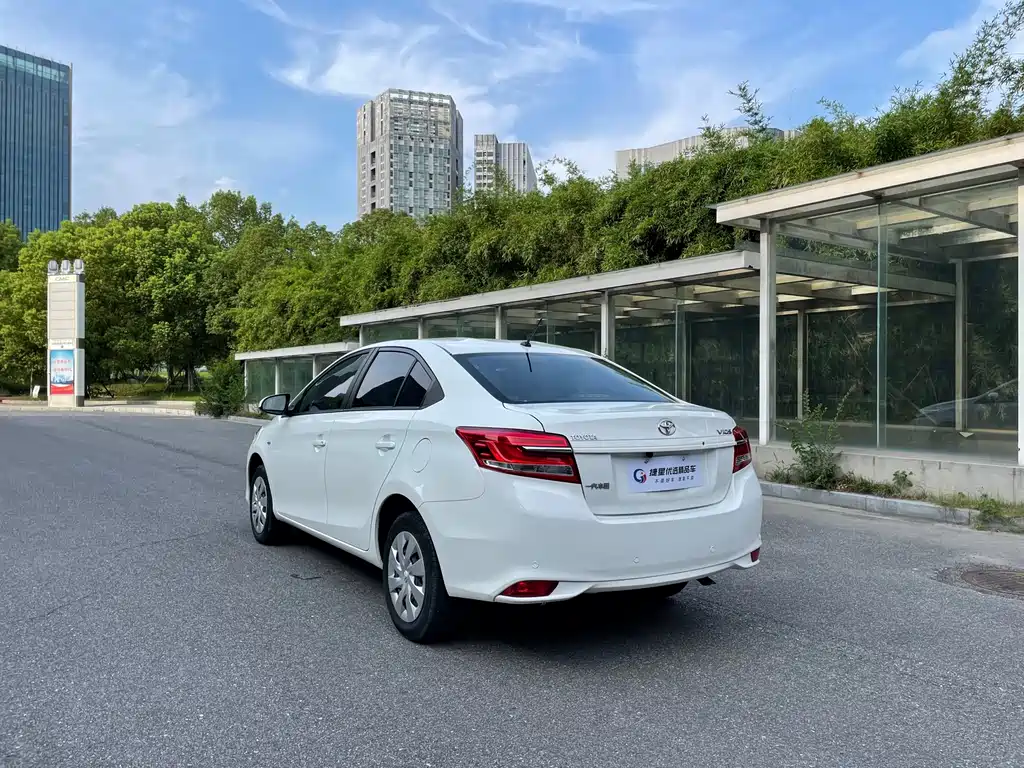 TOYOTA VIOS