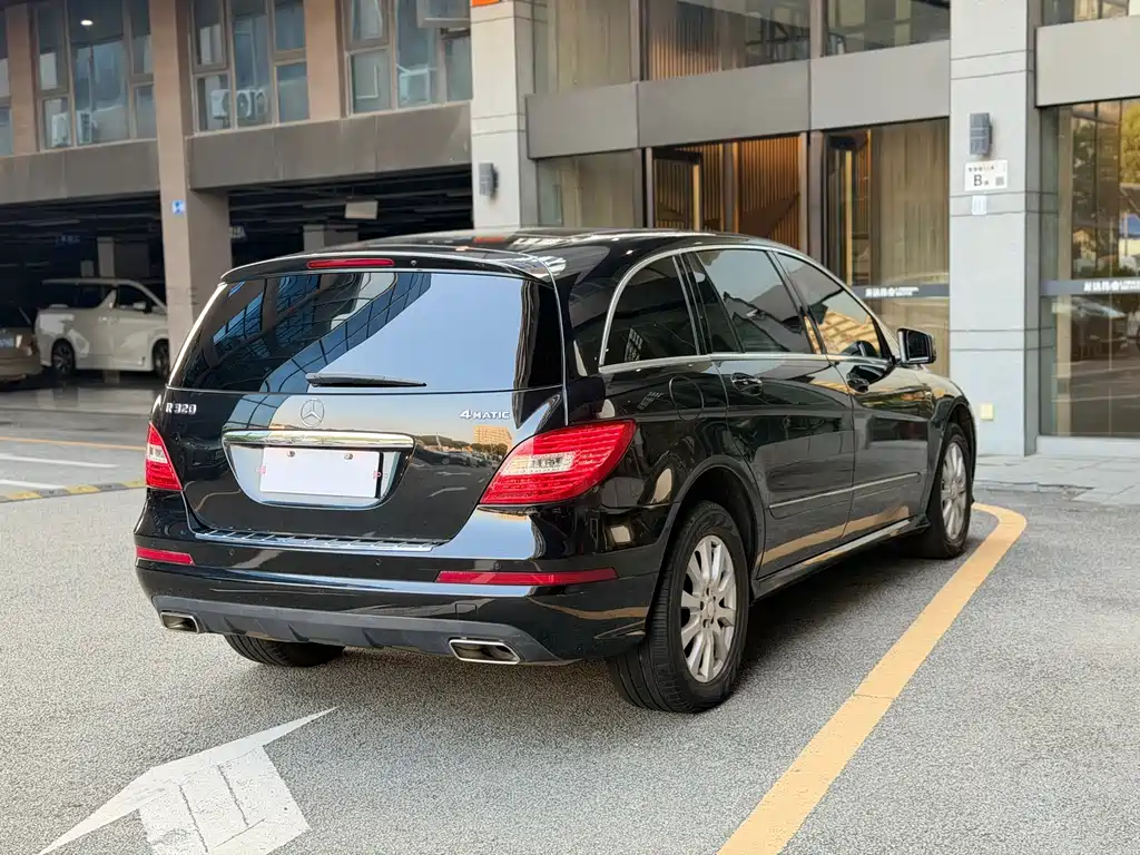 Mercedes-Benz R-Class — миниатюра 14