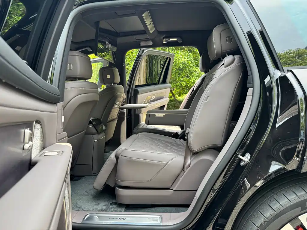 NIO ES8 2026 мест Executive