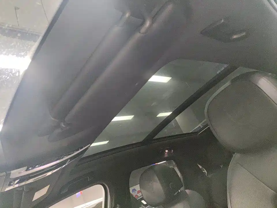 Porsche Cayenne Hybrid — миниатюра 8