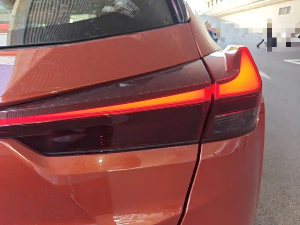 Lexus UX New Energy — миниатюра 8