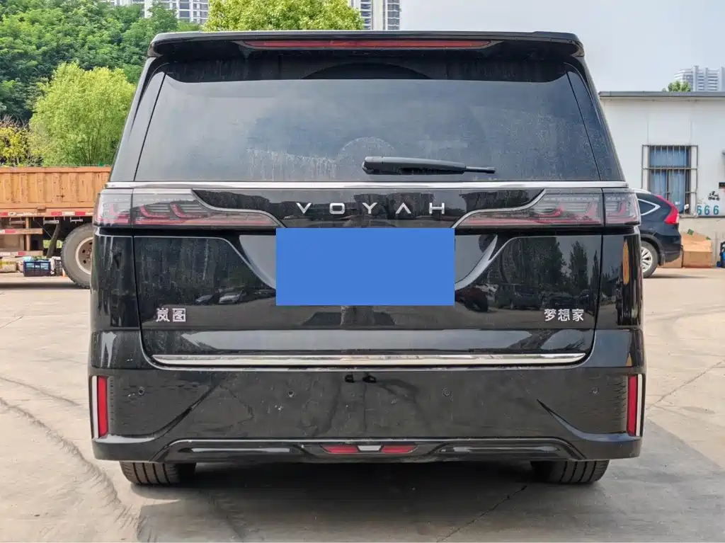 VOYAH Dreamer — миниатюра 6