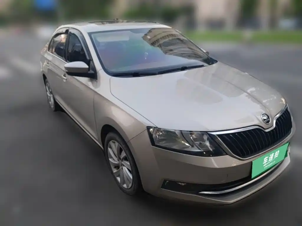 Skoda Rapid — миниатюра 25