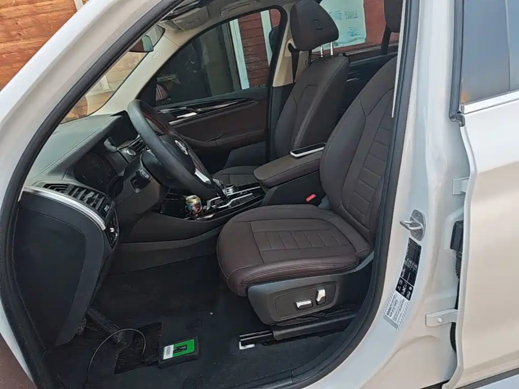 BMW X3 — миниатюра 15