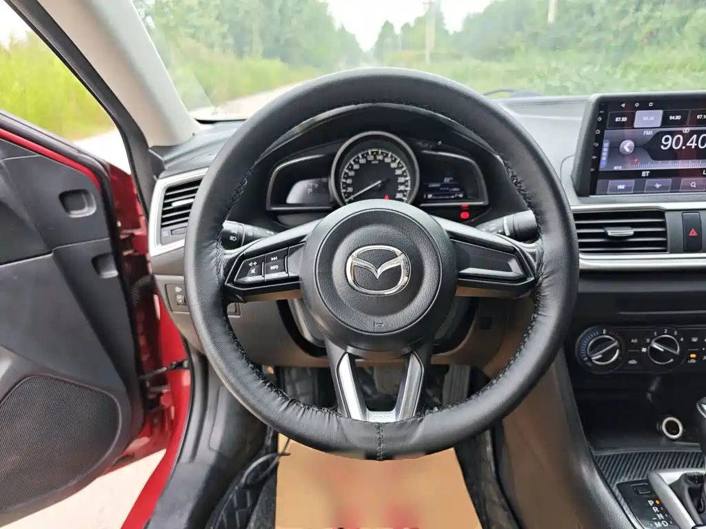 Mazda 3 Axela — миниатюра 11