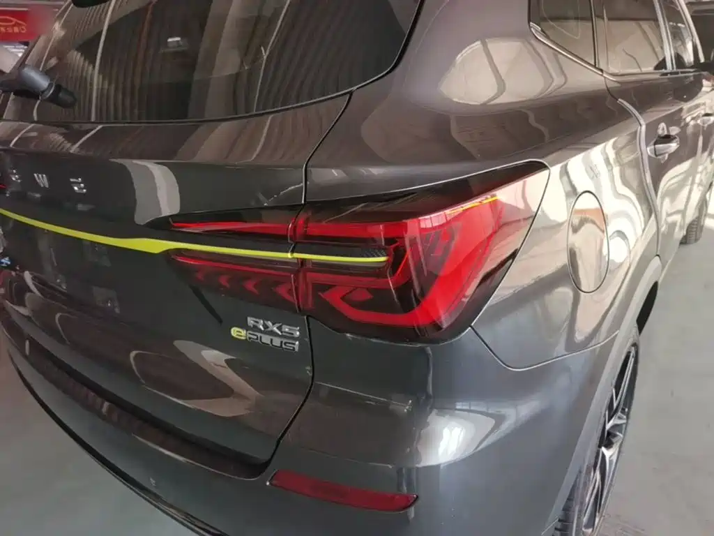 Roewe RX5 New Energy — миниатюра 8