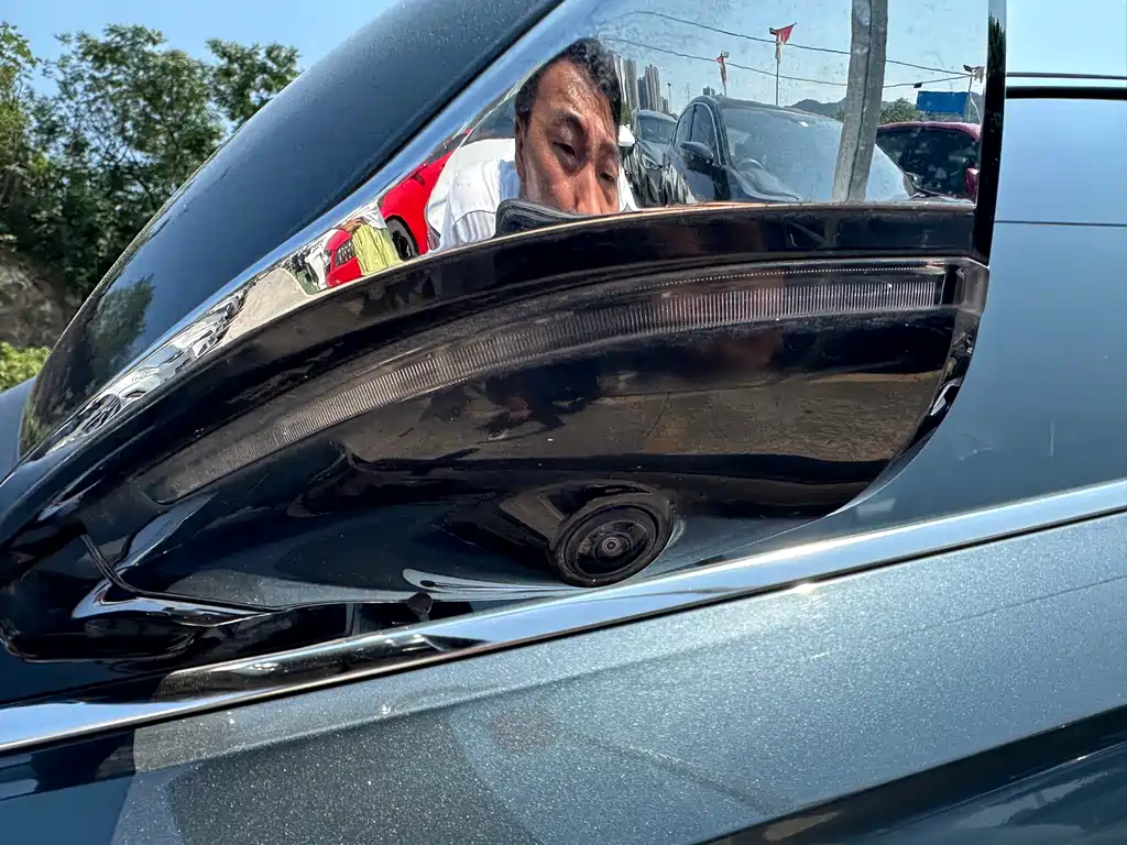 GEELY AUTOMOBILE XINGRUI