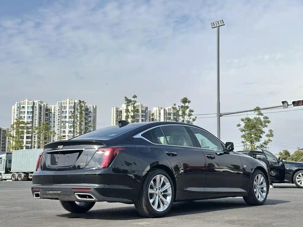 CADILLAC CT5