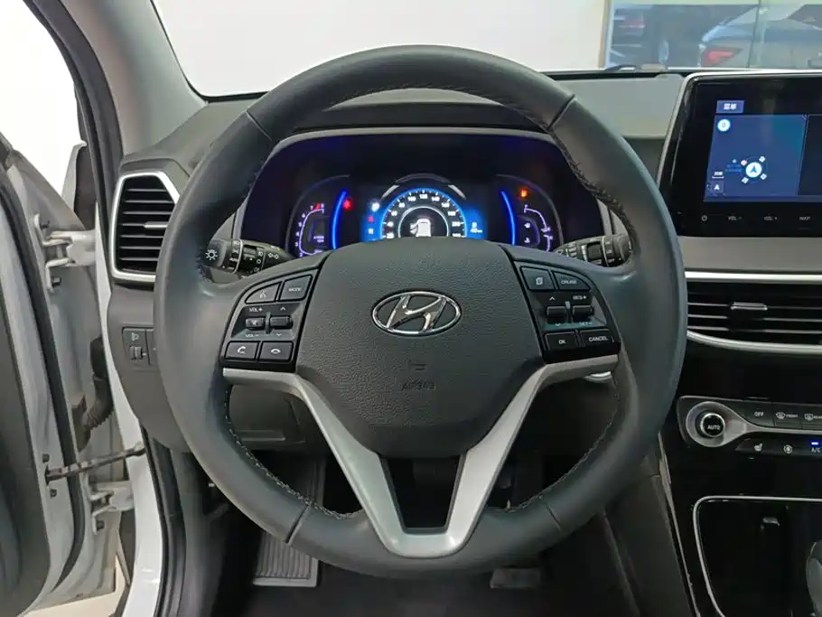 Hyundai Tucson — миниатюра 15