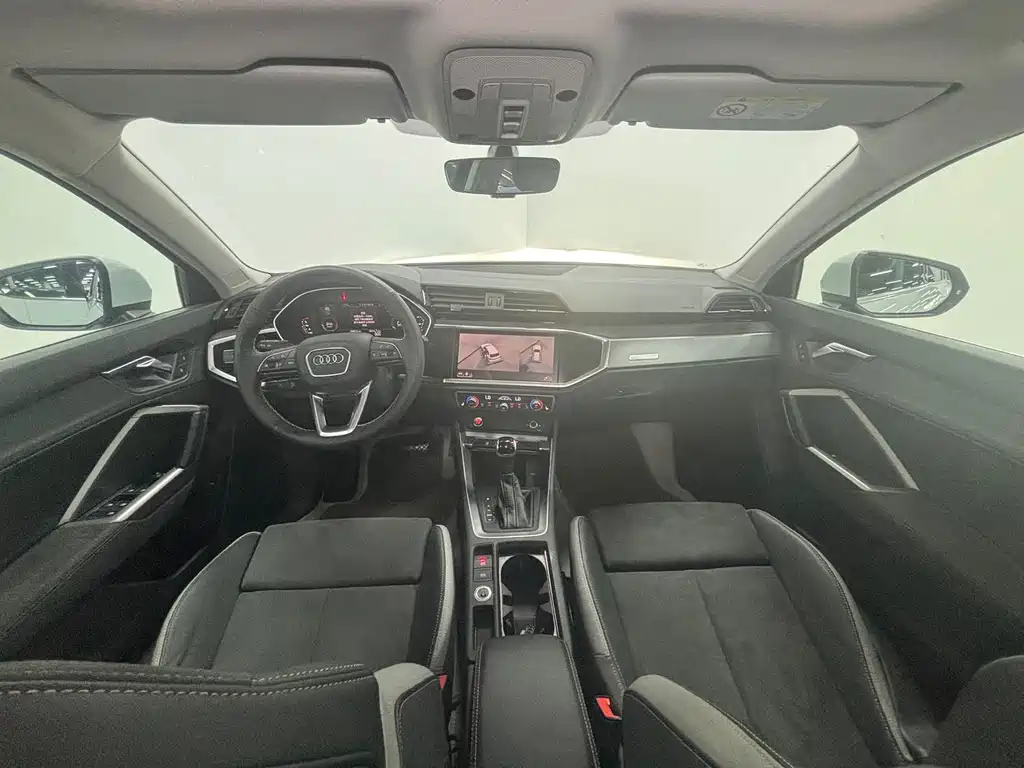 Audi Q3 — миниатюра 13