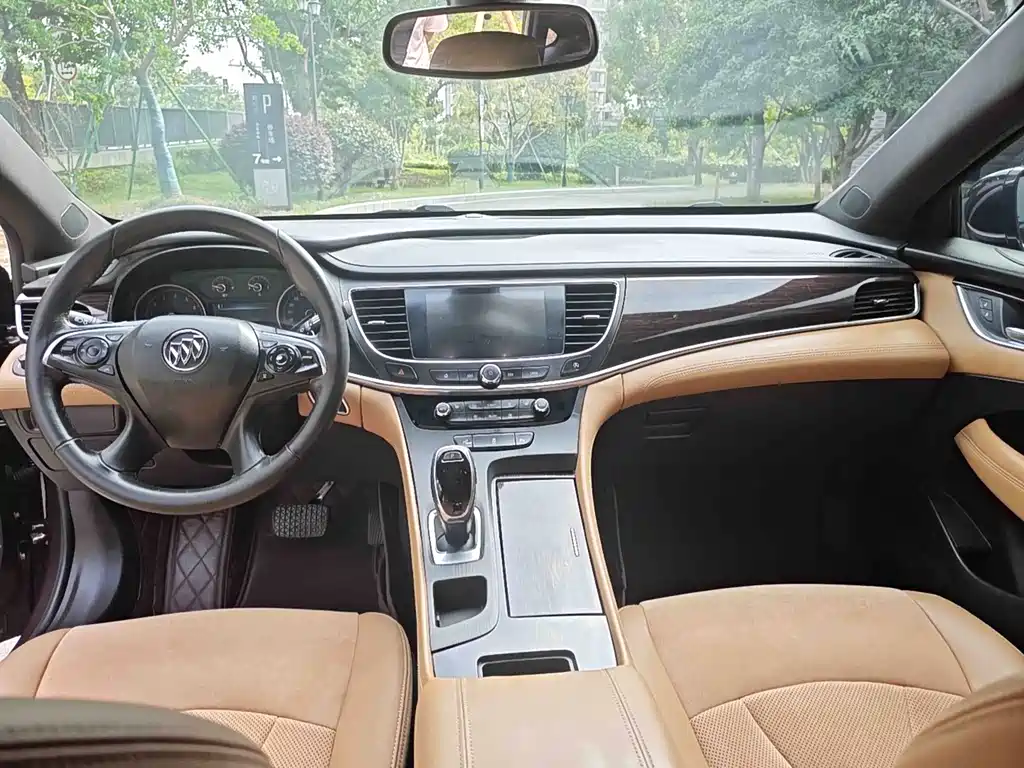 Buick LaCrosse — миниатюра 5