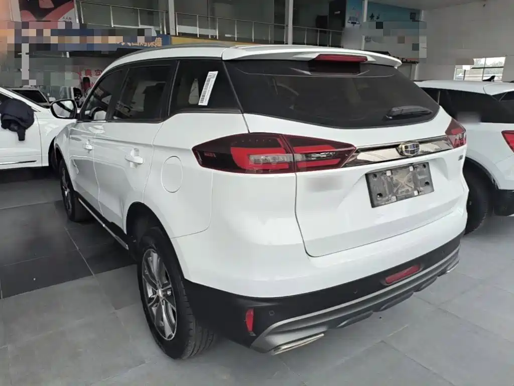 Geely Boyue — миниатюра 5