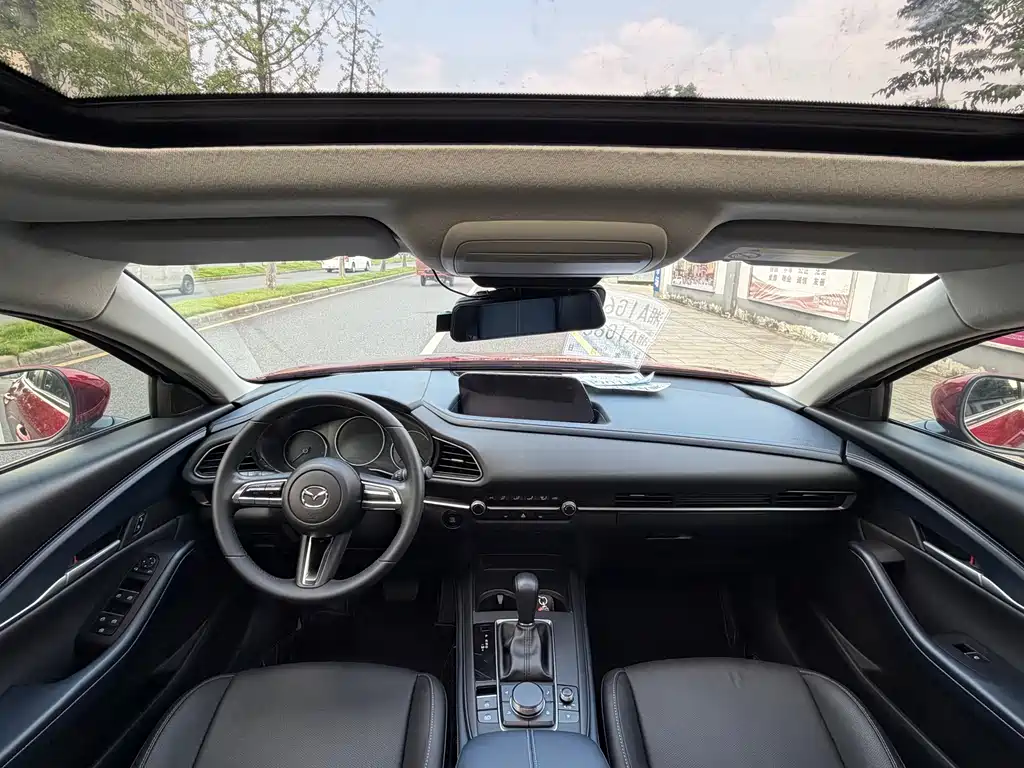 Mazda CX-30 — миниатюра 13