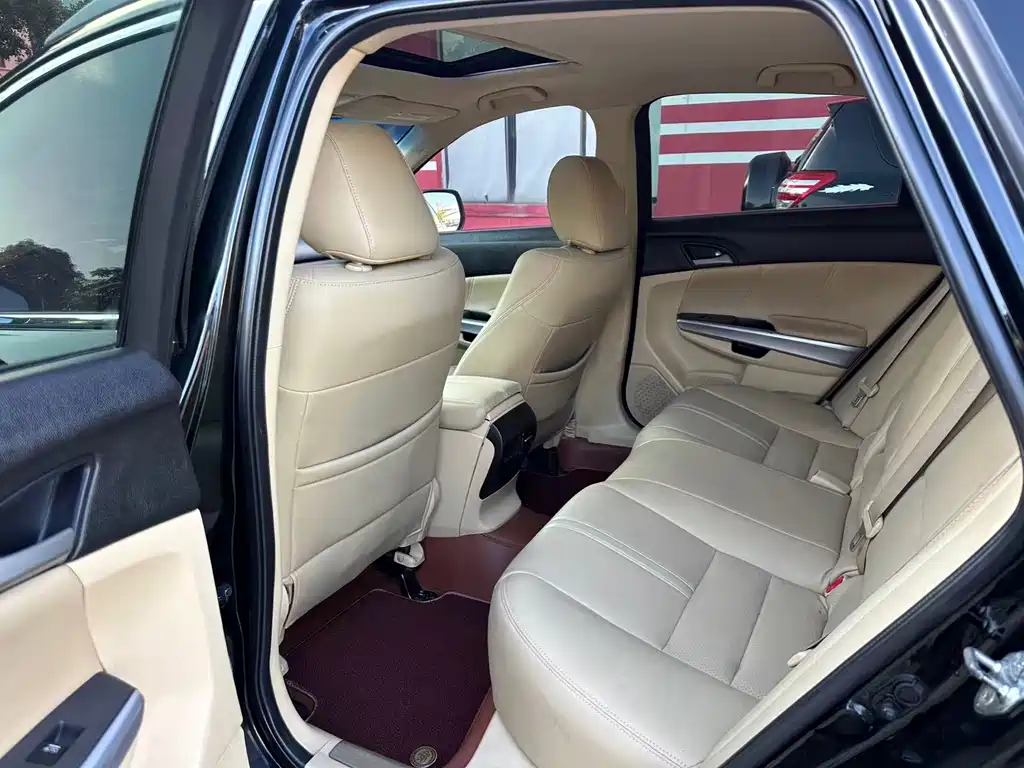 Honda Crosstour — миниатюра 9
