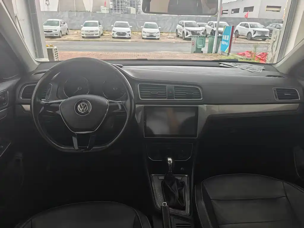 Volkswagen Lavida — миниатюра 11
