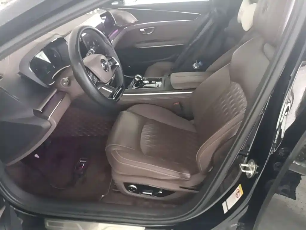 BYD Han — миниатюра 15