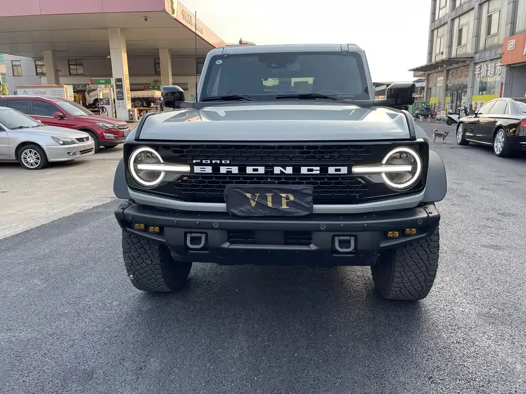 Ford Bronco — миниатюра 23