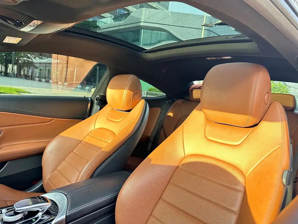 Mercedes-Benz C-Class (Import) — миниатюра 10