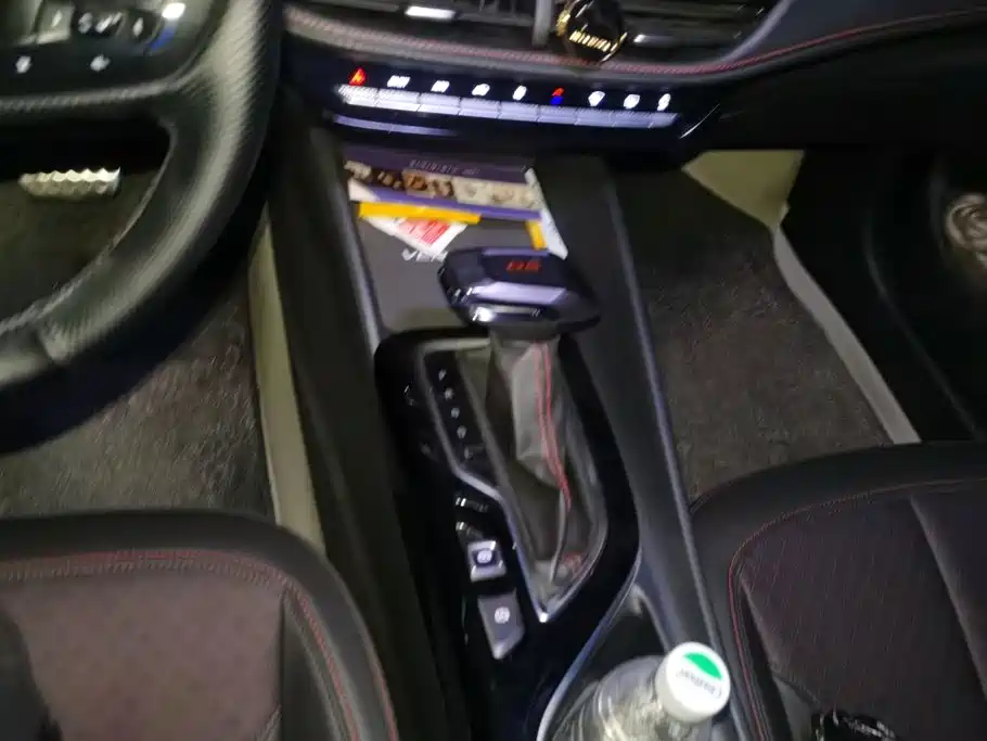 Buick Verano — миниатюра 16