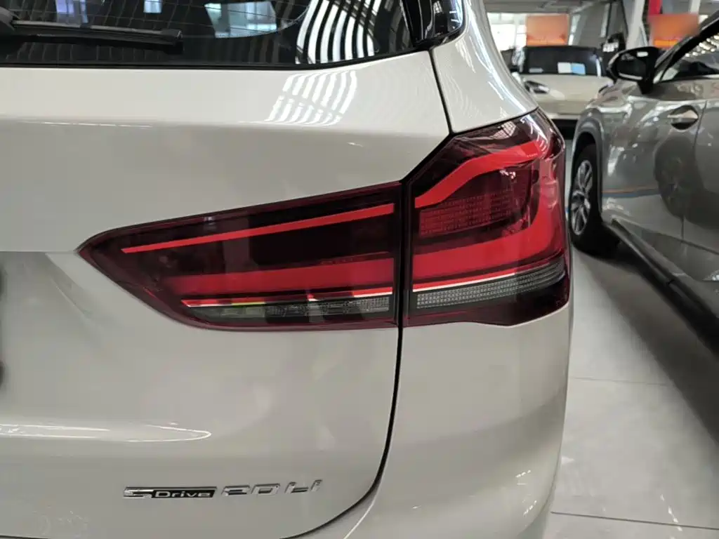 BMW X1 — миниатюра 8