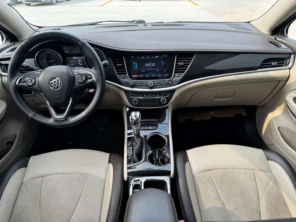 Buick Verano — миниатюра 12