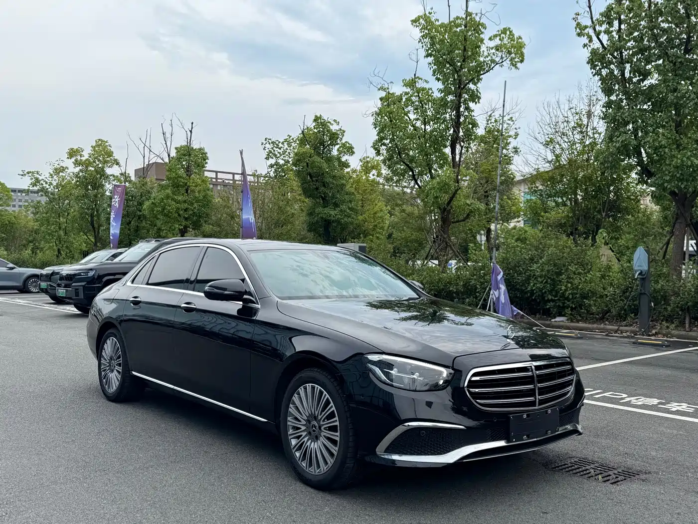 Mercedes-Benz E-Class id 4629004 из Китая 21