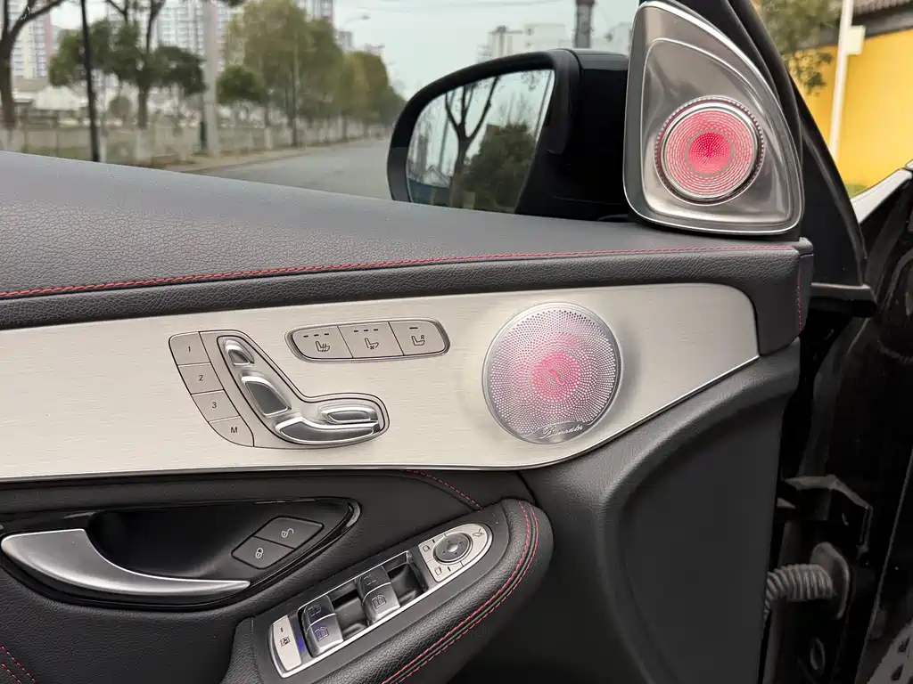 MERCEDES-BENZ GLC AMG