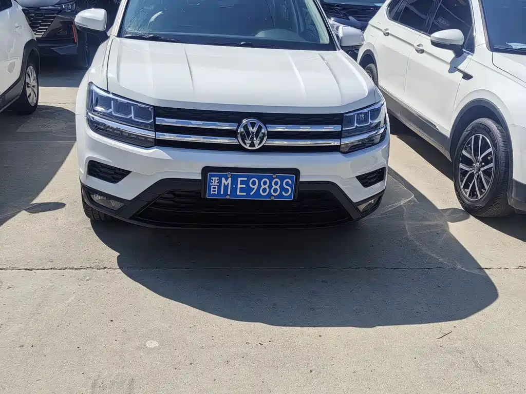 Volkswagen Tharu — миниатюра 2