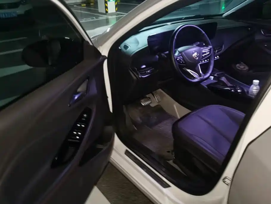 Buick Verano — миниатюра 7