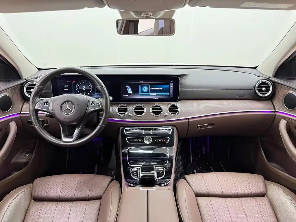 MERCEDES-BENZ E CLASS